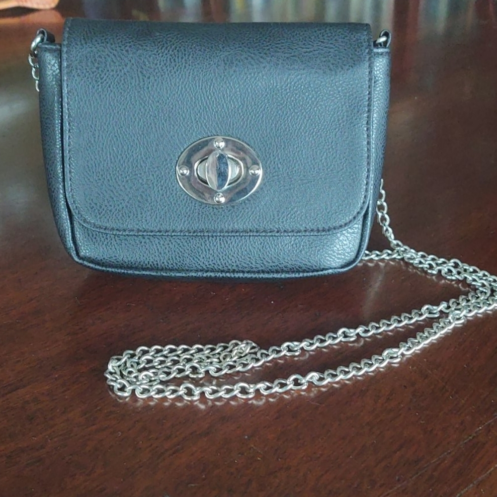 Black purse perfect for a night out